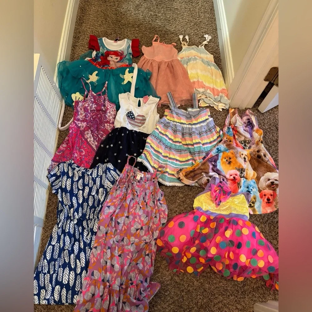Tons of toddler dresses/shorts/shirts/shoes! Most size 4 with some 5 - Picture 2 of 4